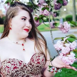Meet your Posher, Paige